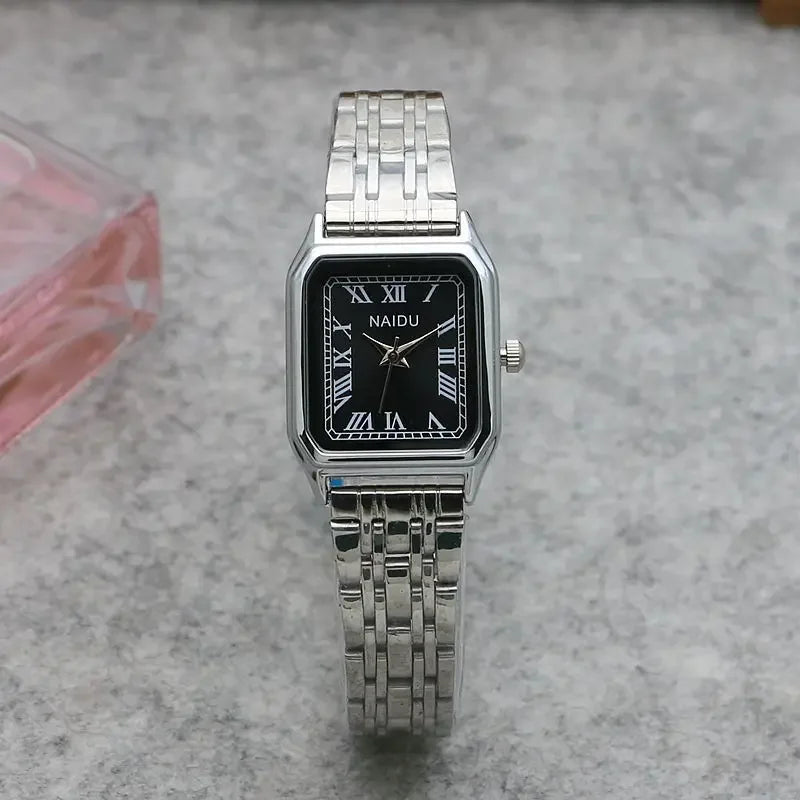Zegarek kwarcowy w stylu Retro