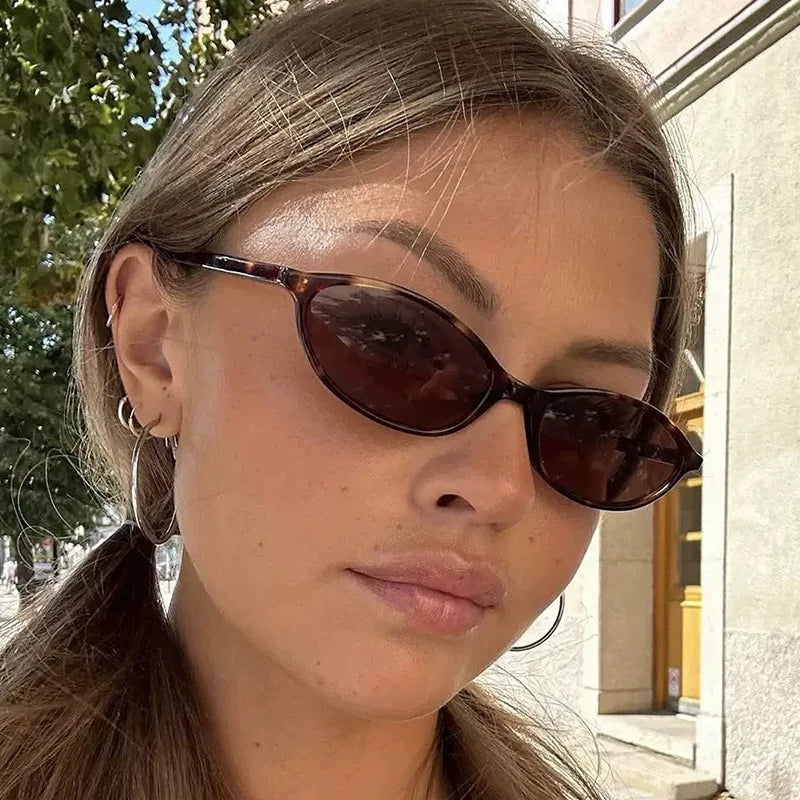 Owalne okulary przeciwsłoneczne