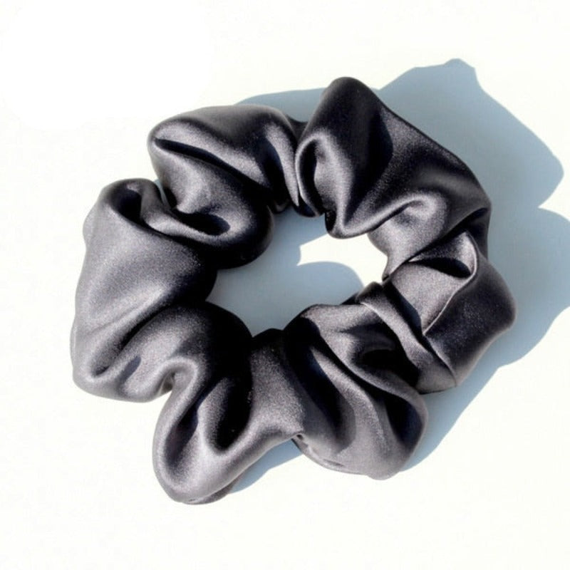 Jedwabna gumka do włosów scrunchie