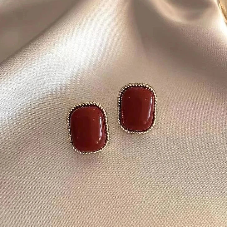 Eleganckie kolczyki vintage